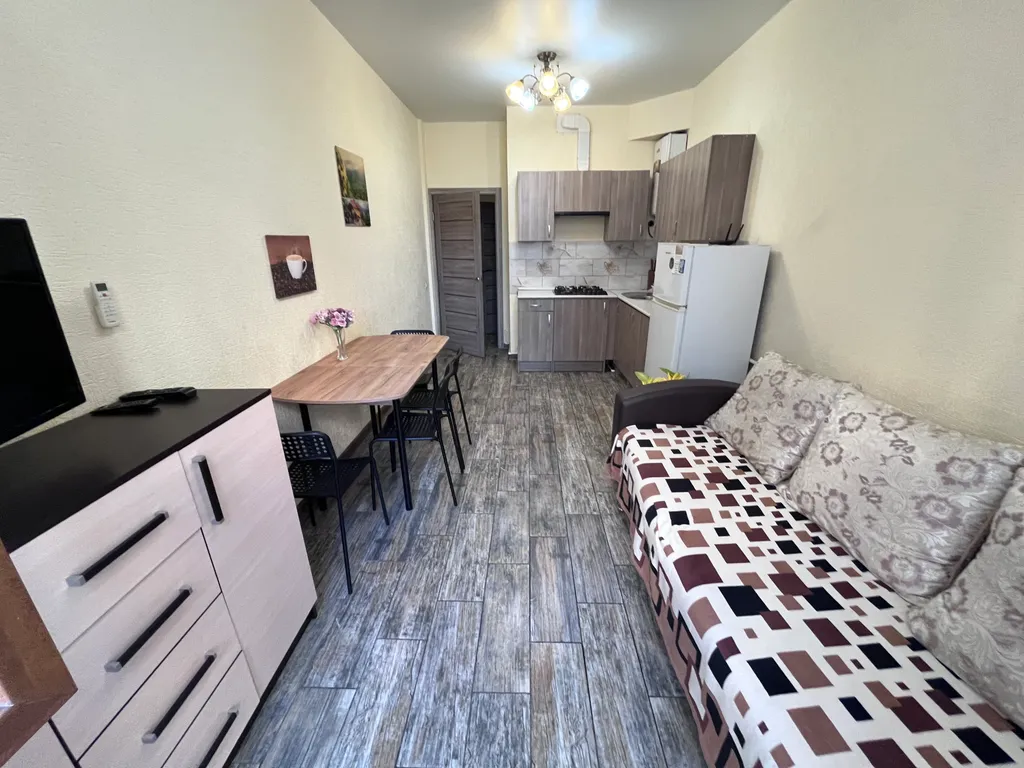 Квартира Квартира Однушка с большой лоджией — Геленджик