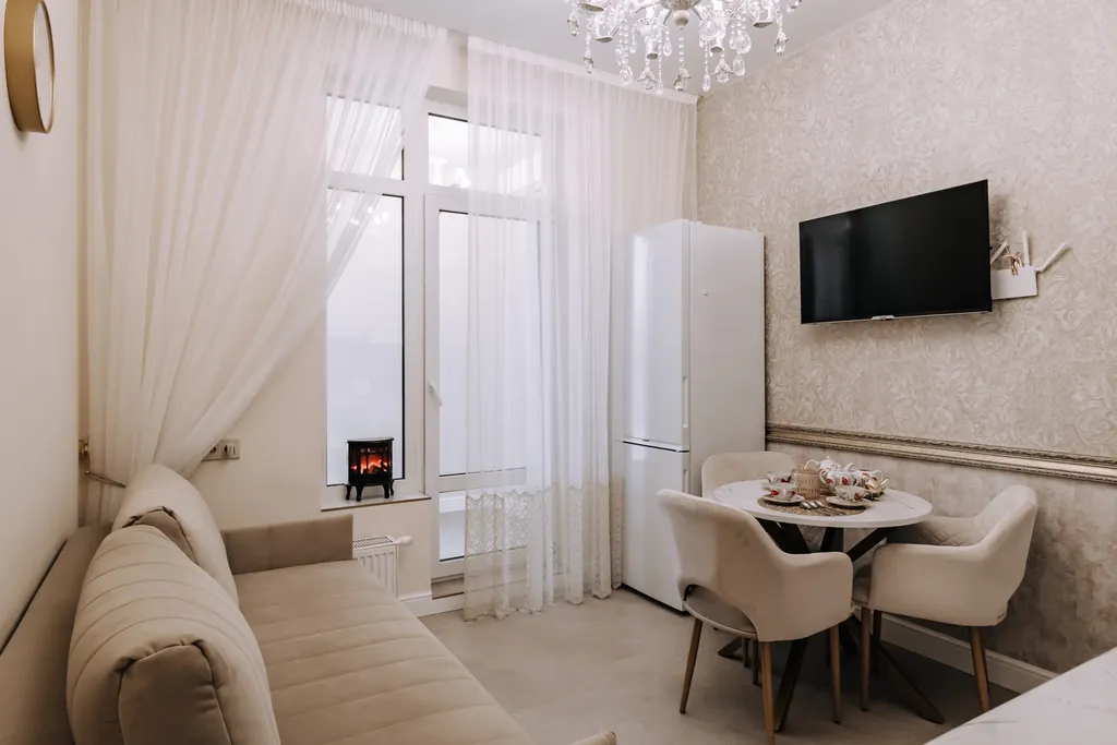 Рыжий Кот Голд (видовая квартира с изолированной спальней)