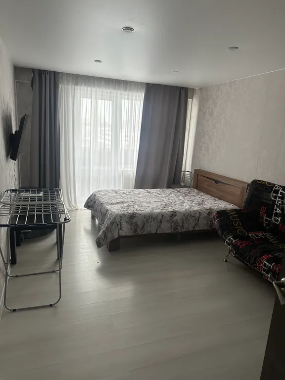 Квартира с видом на город с высоты полета!