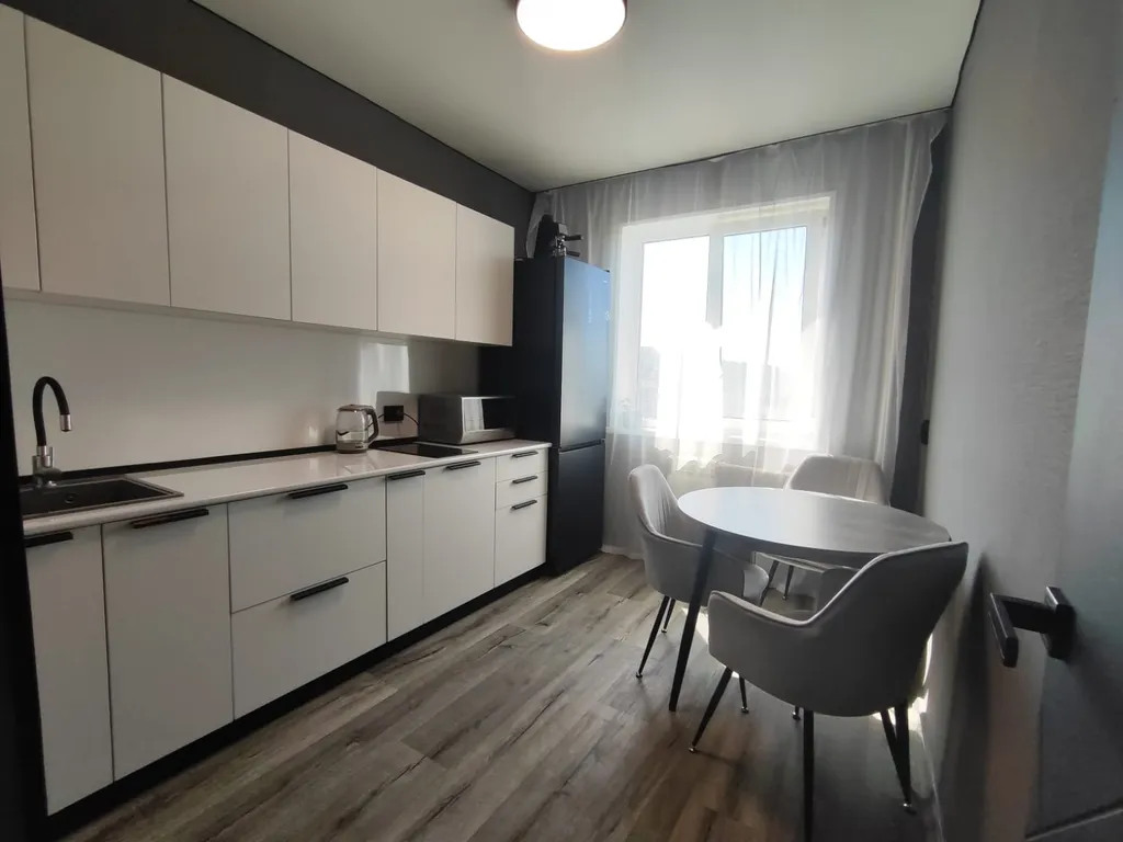 Уютная свежая квартира — аренда посуточно в Владивосток