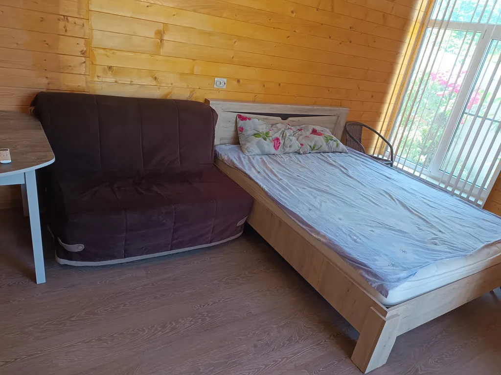 Коттедж Небольшой дом с бассейном мангалом и беседкой — аренда посуточно в Анапская