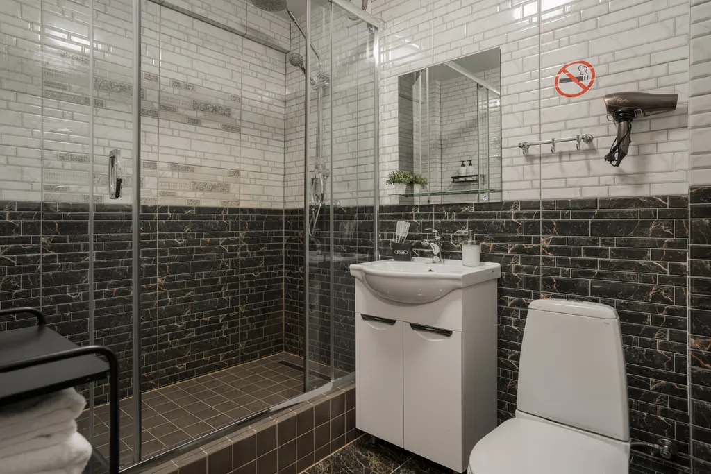 Красивая дизайнерская студия в центре микрорайона ГГМ рядом с ТЦ Кит