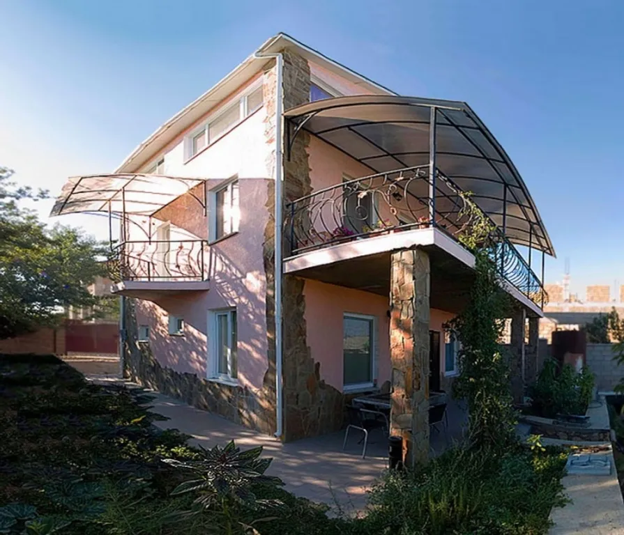 Дом под ключ в тихом и экологически чистом районе Севастополя у моря