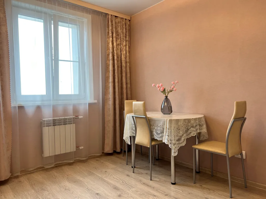 1-комн квартира на площади Советов, без оплаты за финальную уборку