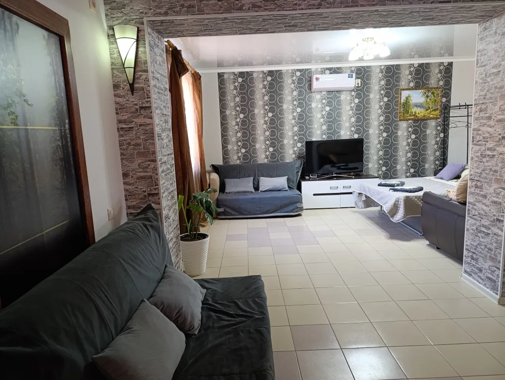 Целый этаж в доме в 500 метрах от трассы М4 Дон