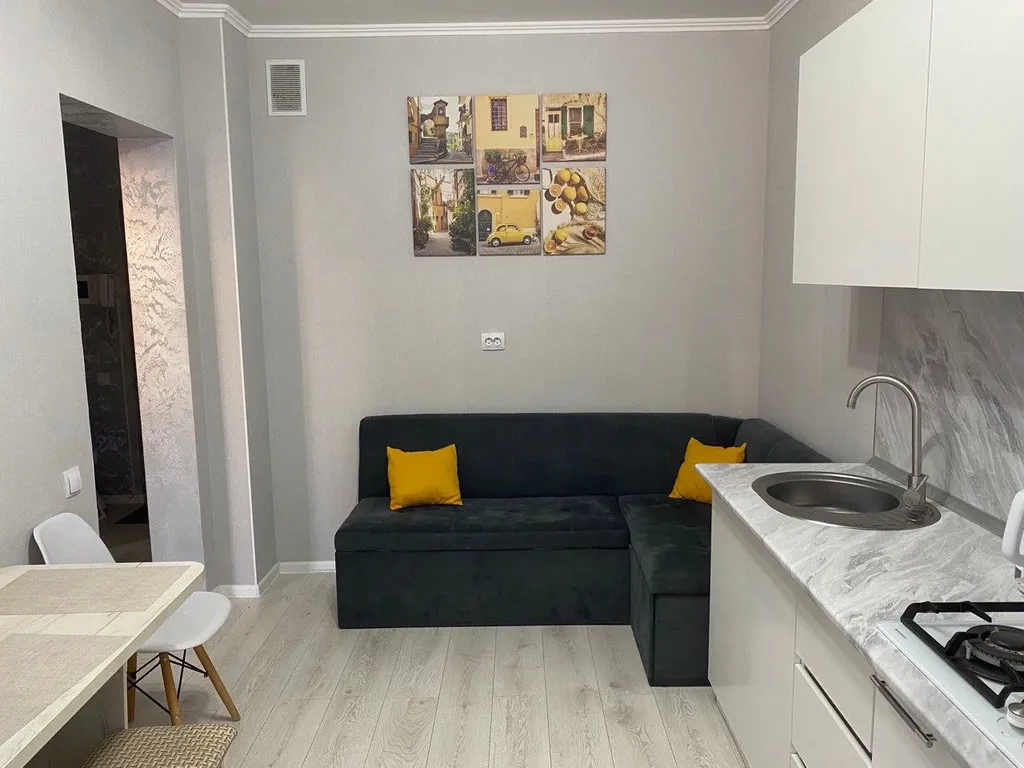 Апартаменты в элитном комплексе города