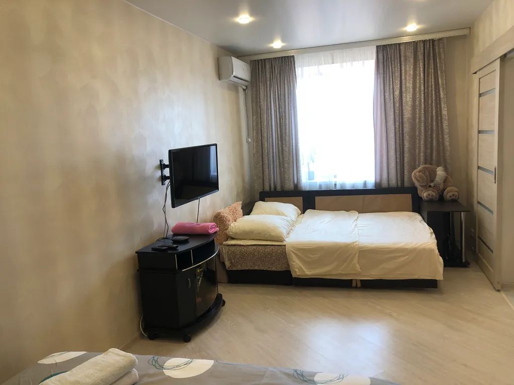 Адам и Ева, отличная квартира для хороших людей