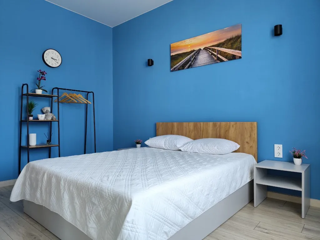 "Море и Брют" стильная квартира рядом с морем