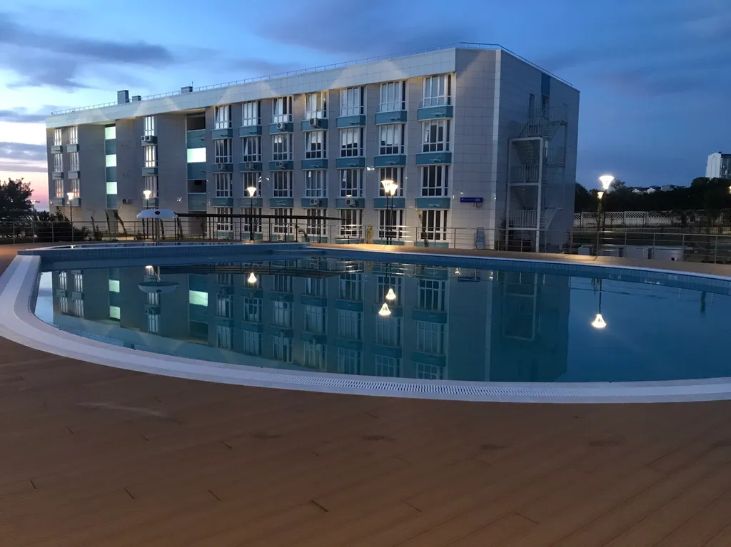 Квартира Апартаменты возле моря с бассейном в Адмиральской Лагуне — Севастополь