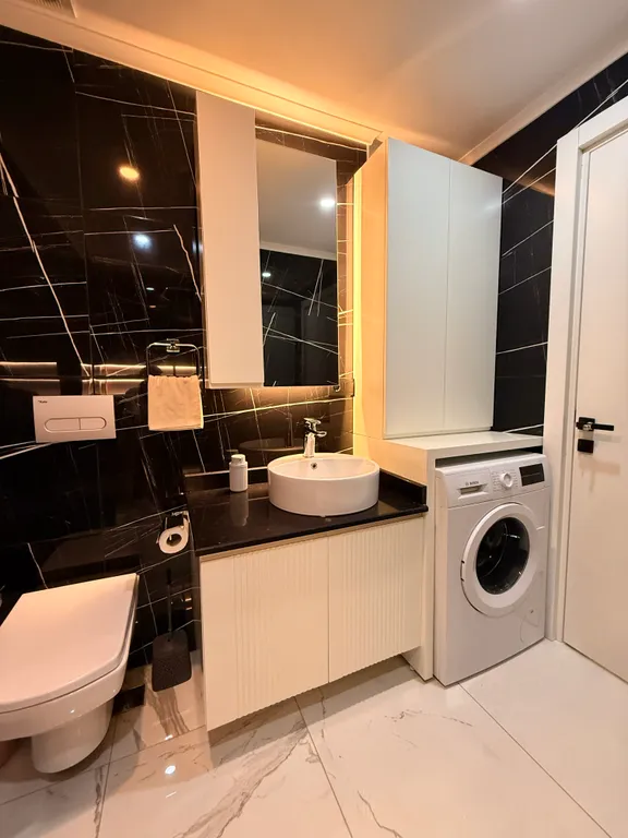 SA Apartments! Luxury 2bd Flat 150m to the Beach