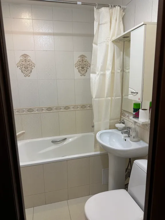 Квартира в двух минутах от берега моря и парка с хорошим ремонтом