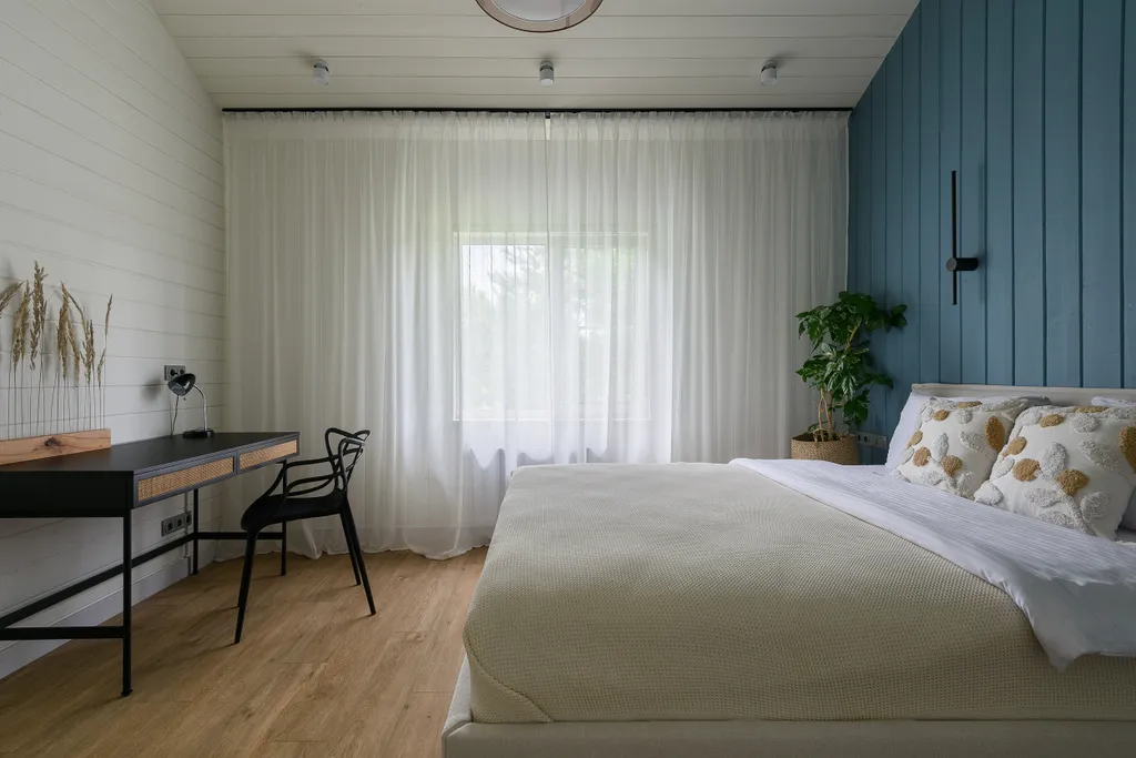 Просторный уютный эко дом на участке с соснами