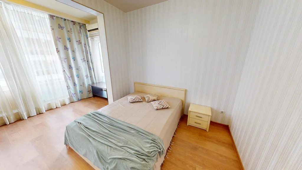 Уютная просторная квартира с видом на морпорт