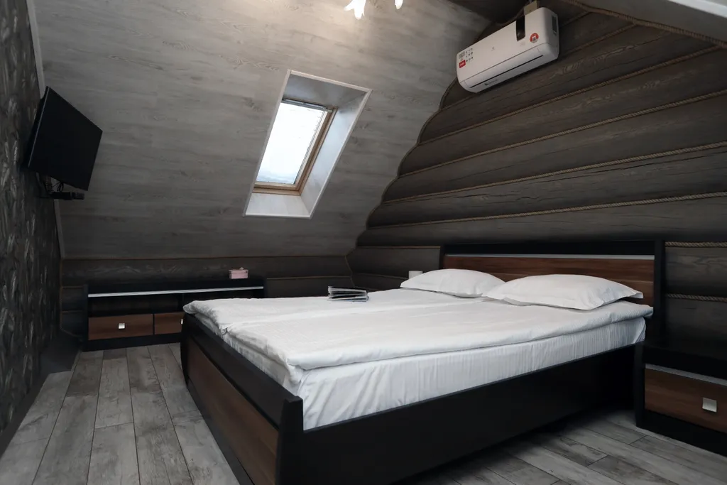 Бревенчатый коттедж