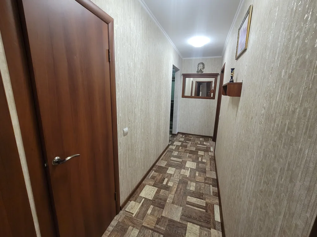 2-комнатная квартира вблизи парка и озера