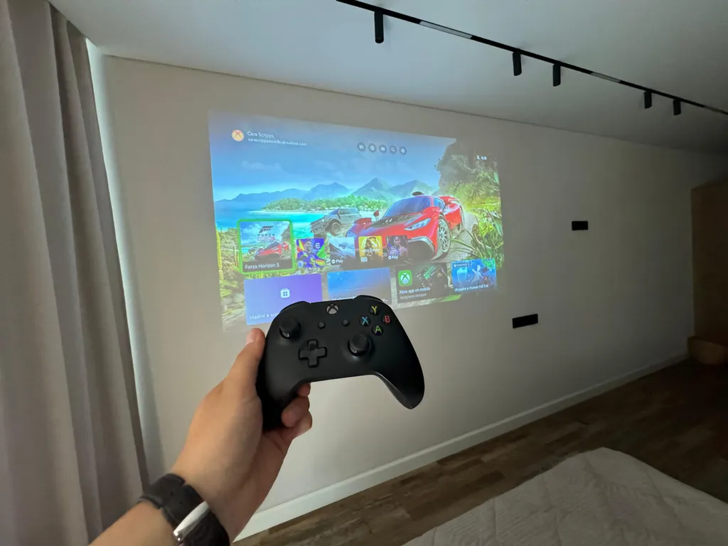 Видовые апартаменты с проектором и PS4 на 17-м этаже