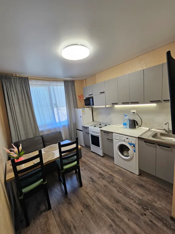 Квартира с удобной транcпopтной рaзвязкой в Крым