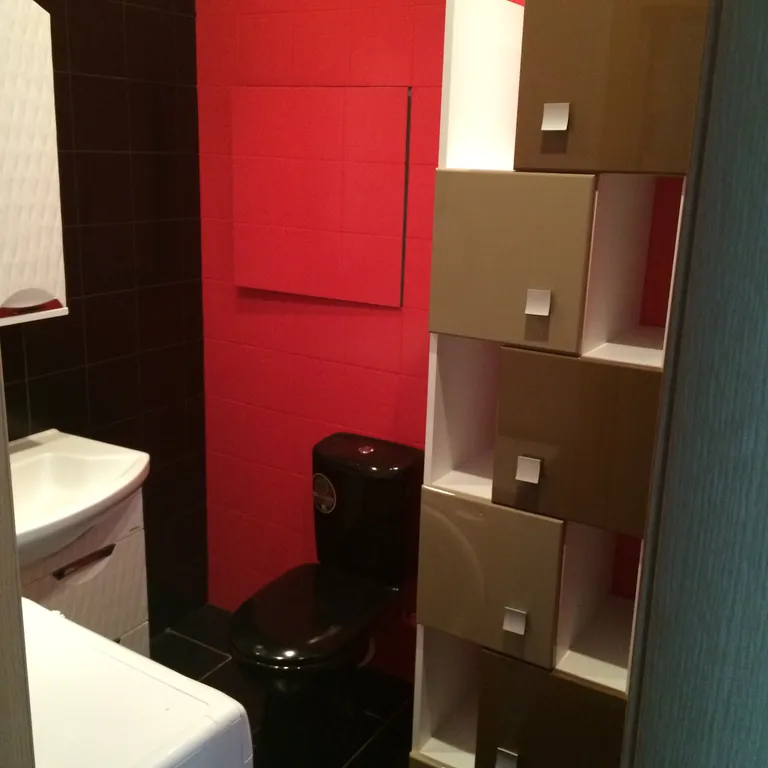 Яркая квартира с красивым видом из окна