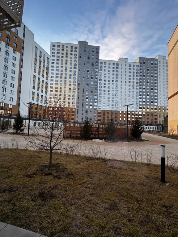 Квартира Квартира Онегин, дом у озера — Тюмень