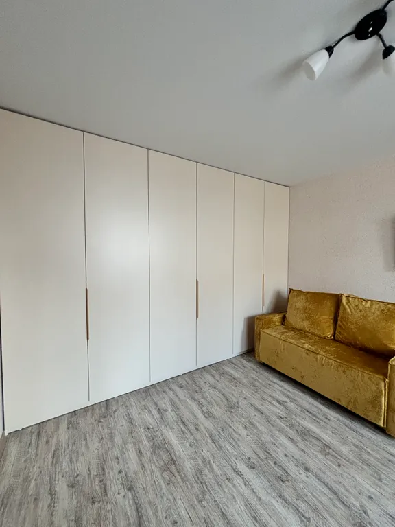 Уютная красивая современная квартира