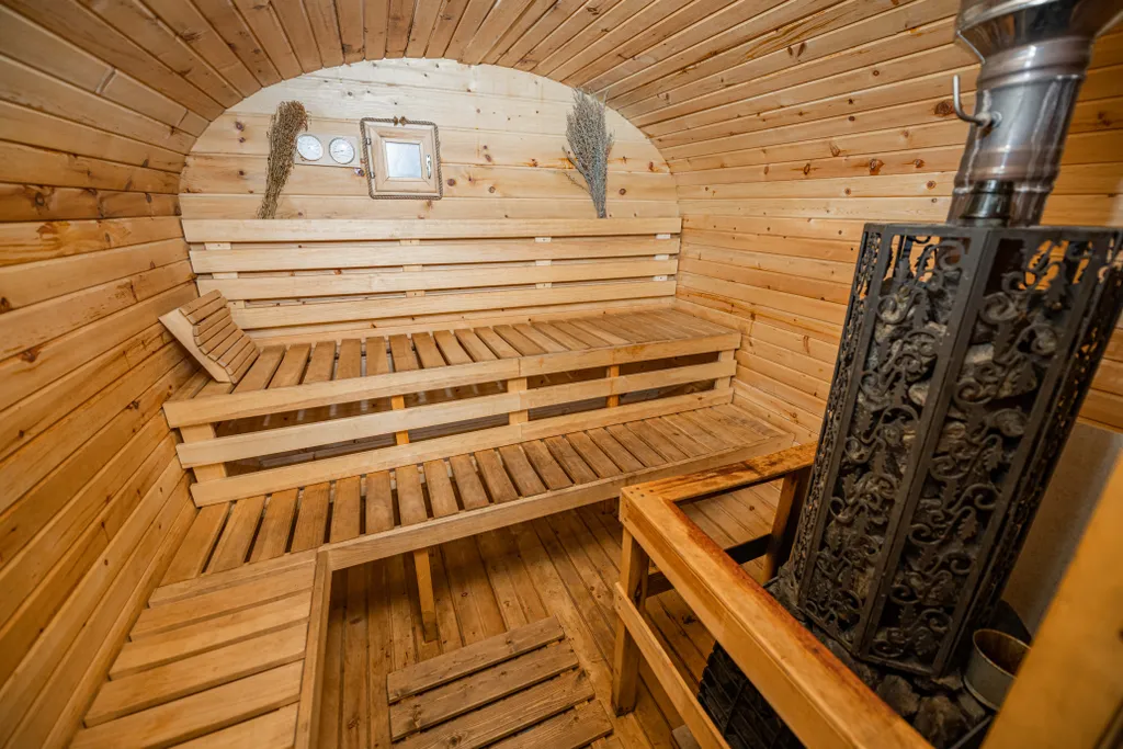 Загородный дом в окружении леса Grovehause