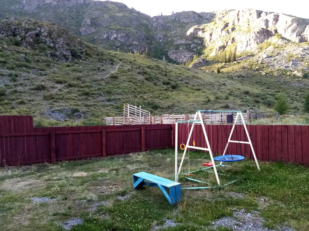 Гостевой эко-домик отдых у горы