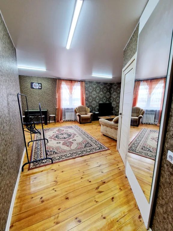 2х комнатная квартира со всеми удобствами в зеленой части города!