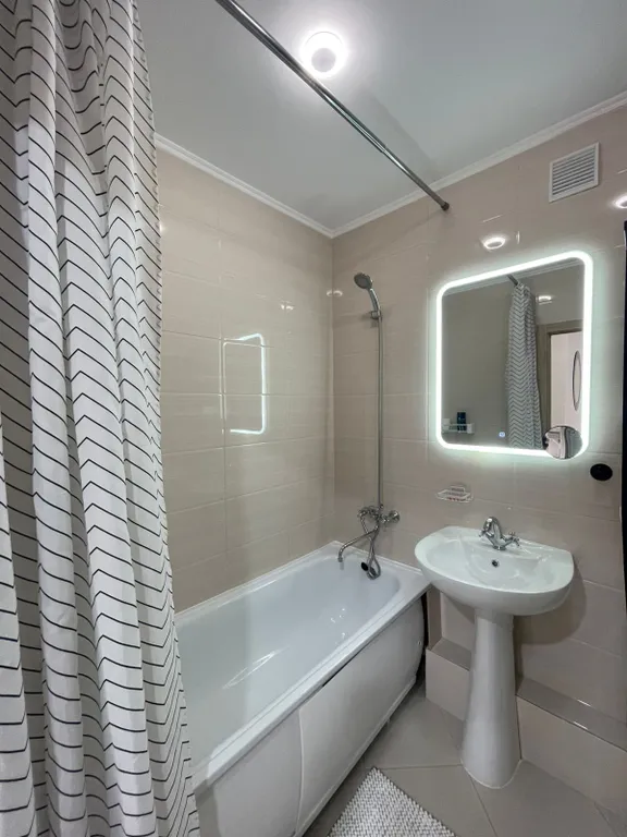 Уютная видовая 2-комнатная квартира в центре курортной зоны завидово