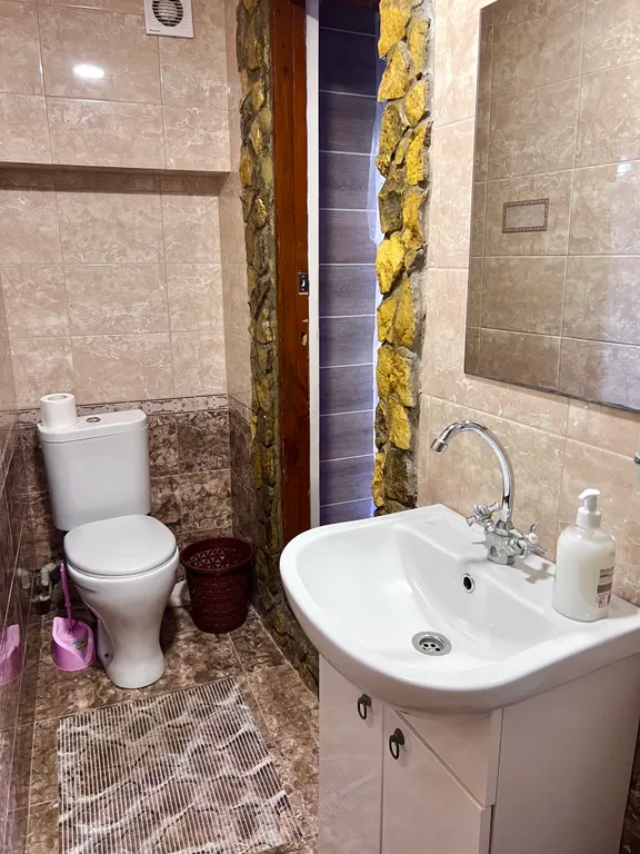 Квартира Квартира Трехместный номер на первом этаже — Феодосия