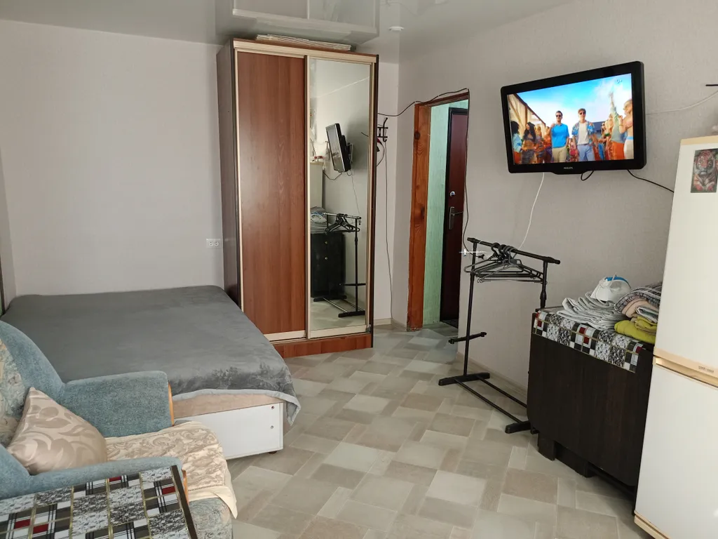 Солнечная квартира в тихом районе, недалеко пляж