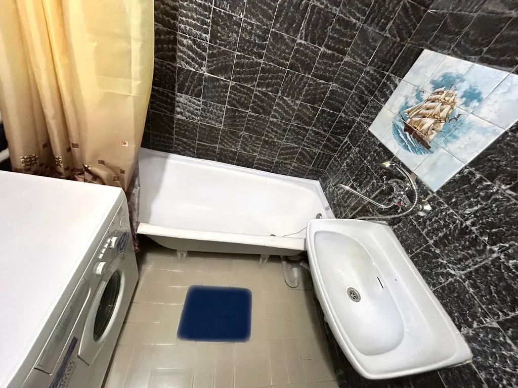 Квартира в самом центре возле ТЦ 21 Век