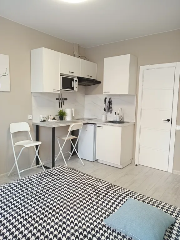 Свежие апартаменты-студия