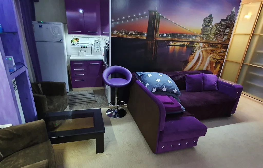 Квартира с массажным креслом в центре