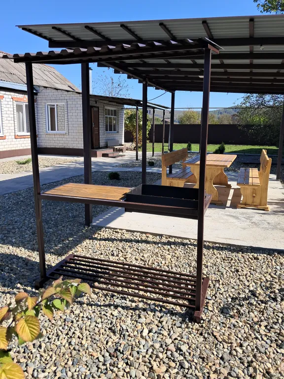 Небольшой уютный домик