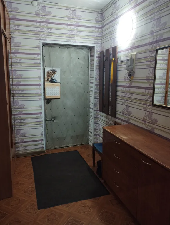 Двухкомнатная квартира в тихом районе