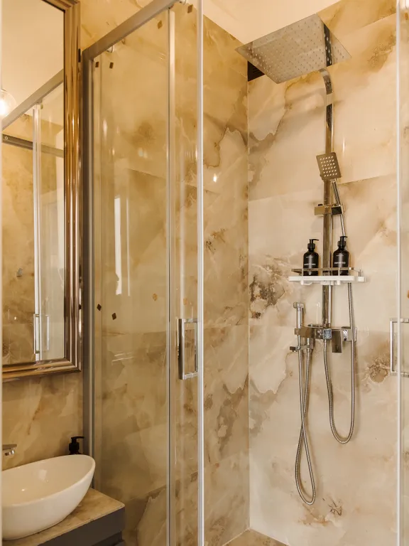 Квартира с новым ремонтом в 300 м от Эрмитажа в части Владимирского дворца