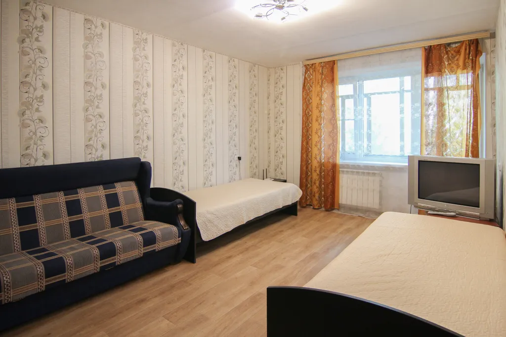 Квартира стандарт рядом с центром — аренда посуточно в Сосновый Бор