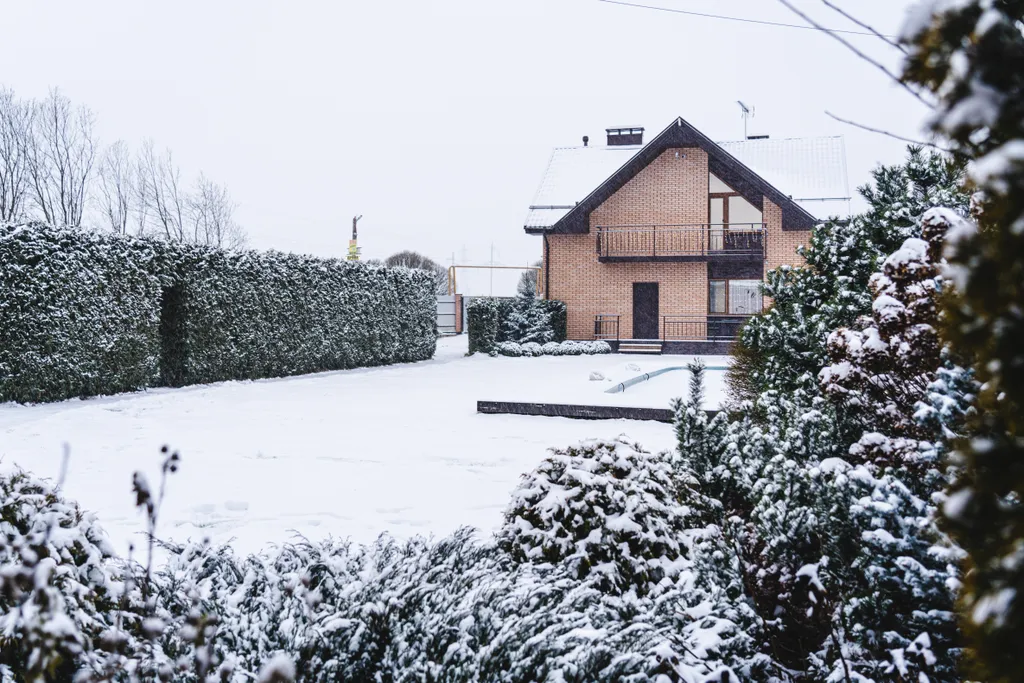 Коттедж Просторный уютный дом — Коммунар