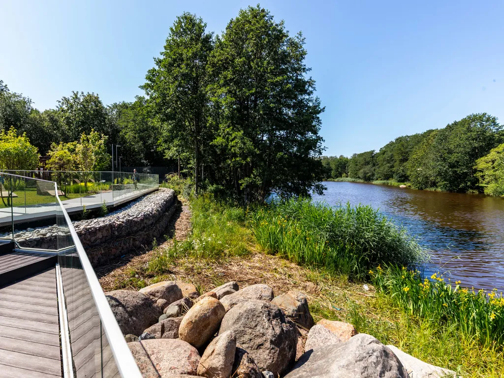 Апарт Aquamarine Resort в доме с бассейном и сауной возле залива