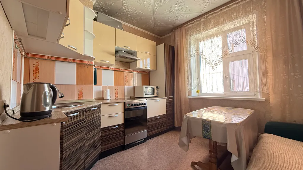 Отличная двухкомнатная квартира уЖД Ноябрьска