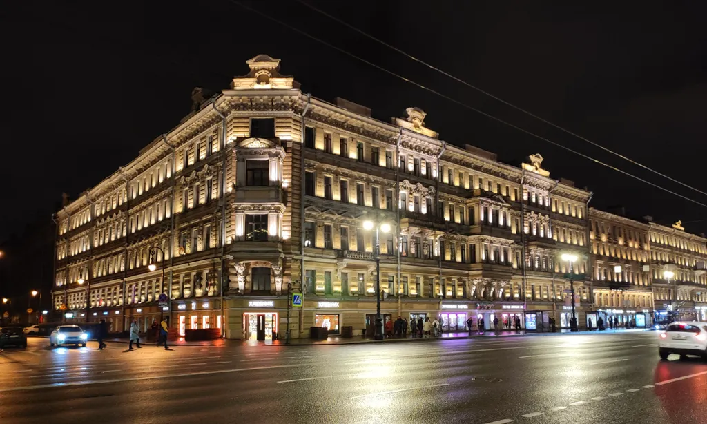 Квартира Квартира Энигма в шаге от Московского вокзала с видом на Невский — Санкт-Петербург