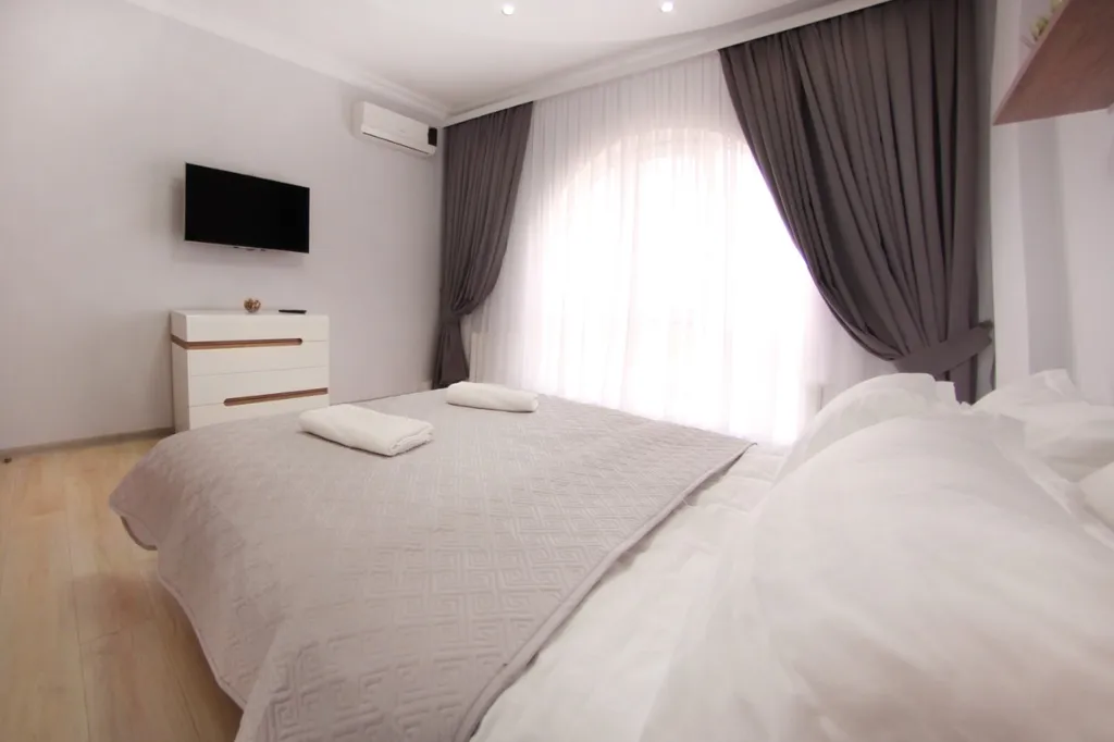 Квартира Уютная двухкомнатная квартира рядом с ТРЦ Мега — Алматы