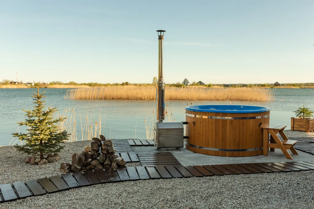 Коттедж Дом на берегу озера с банным чаном — Сокольники