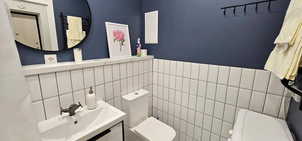 Современная студия с видом на лес