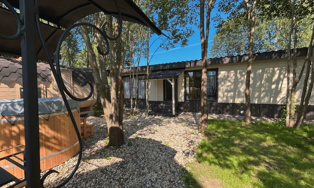 Хвойный - дом с баней и чаном