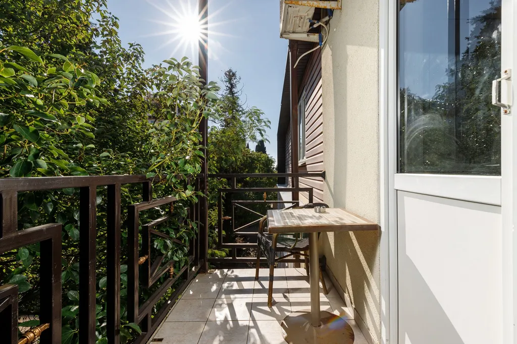 Квартира Апартаменты с мини-кухней и балконом у моря — Адлер