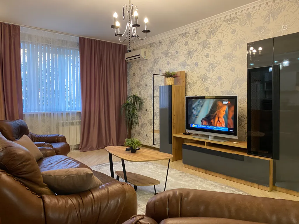 Просторный апартамент для действительно большой семьи