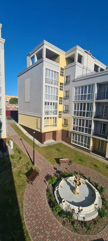 Эксклюзивная студия с двумя балконами и прекрасным видом