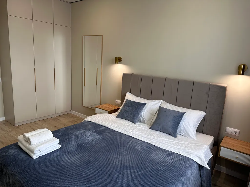 Премиум-квартира возле Площади советов с видом на реку