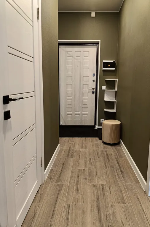 Светлая квартира рядом с ТЦ «Премьер» от Kravc Group